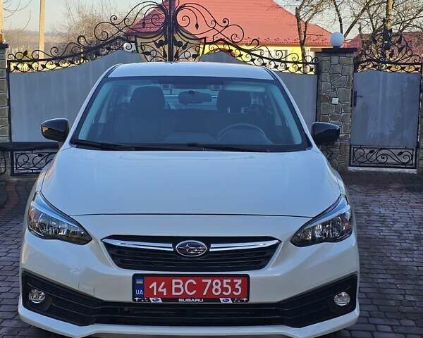 Белый Субару Импреза, объемом двигателя 2 л и пробегом 56 тыс. км за 13800 $, фото 3 на Automoto.ua