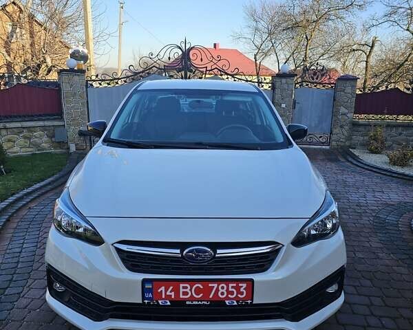 Белый Субару Импреза, объемом двигателя 2 л и пробегом 56 тыс. км за 13800 $, фото 8 на Automoto.ua