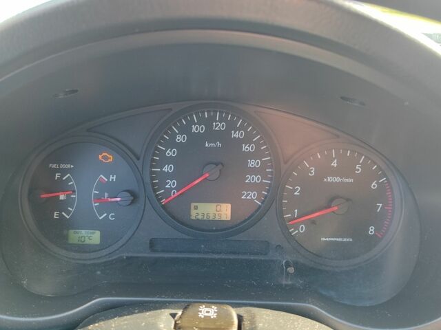 Білий Субару Імпреза, об'ємом двигуна 1.6 л та пробігом 236 тис. км за 4063 $, фото 5 на Automoto.ua