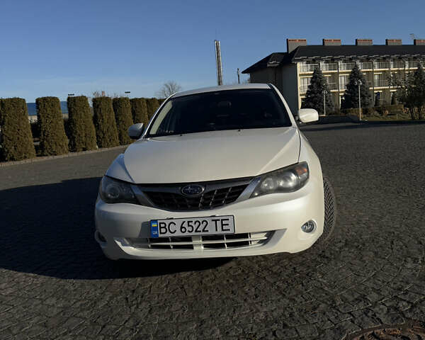 Белый Субару Импреза, объемом двигателя 1.99 л и пробегом 307 тыс. км за 5999 $, фото 1 на Automoto.ua