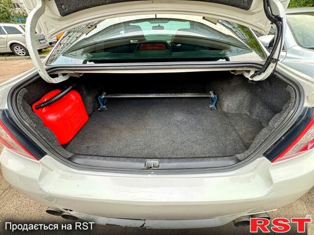 Белый Субару Импреза, объемом двигателя 2.5 л и пробегом 142 тыс. км за 16000 $, фото 9 на Automoto.ua