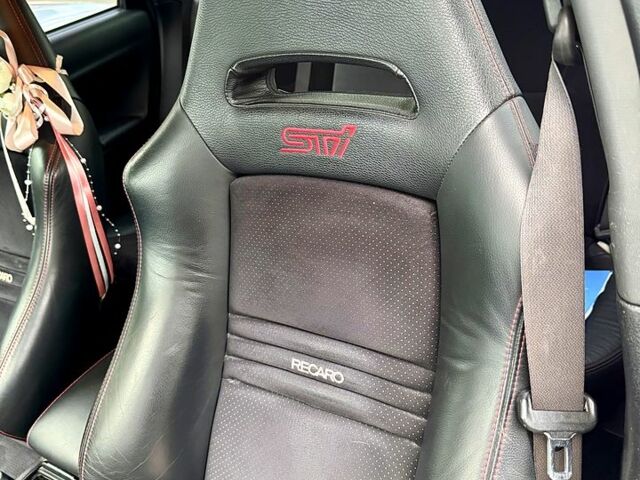 Белый Субару Импреза, объемом двигателя 2.5 л и пробегом 142 тыс. км за 16000 $, фото 6 на Automoto.ua