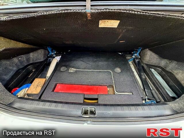 Белый Субару Импреза, объемом двигателя 2.5 л и пробегом 142 тыс. км за 16000 $, фото 10 на Automoto.ua