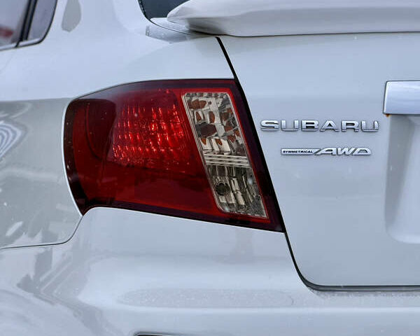 Белый Субару Импреза, объемом двигателя 2 л и пробегом 150 тыс. км за 6900 $, фото 9 на Automoto.ua