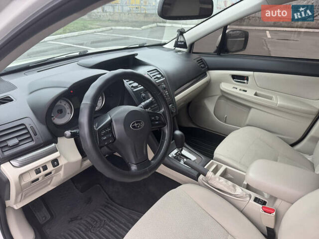 Білий Субару Імпреза, об'ємом двигуна 2 л та пробігом 241 тис. км за 6800 $, фото 12 на Automoto.ua