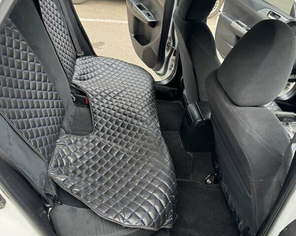 Белый Субару Импреза, объемом двигателя 1.49 л и пробегом 136 тыс. км за 5500 $, фото 11 на Automoto.ua