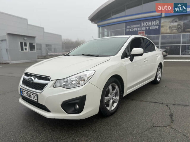 Білий Субару Імпреза, об'ємом двигуна 2 л та пробігом 241 тис. км за 6800 $, фото 1 на Automoto.ua