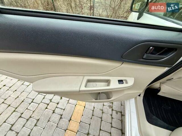Белый Субару Импреза, объемом двигателя 2 л и пробегом 157 тыс. км за 7700 $, фото 34 на Automoto.ua