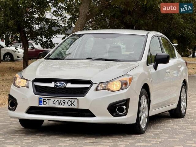 Білий Субару Імпреза, об'ємом двигуна 2 л та пробігом 157 тис. км за 7700 $, фото 4 на Automoto.ua