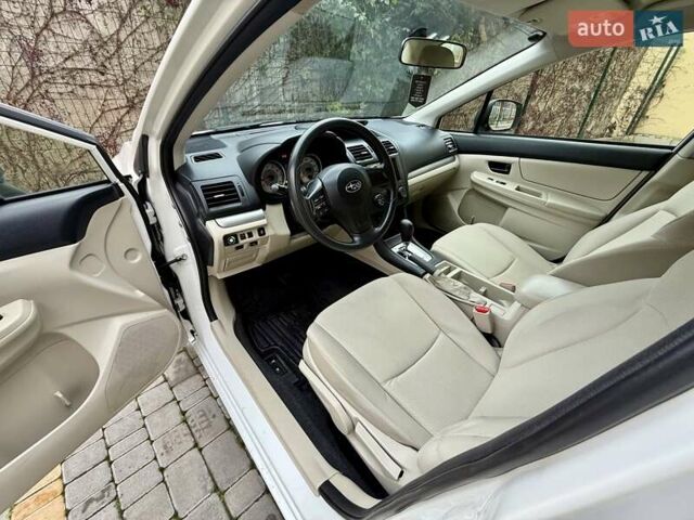 Белый Субару Импреза, объемом двигателя 2 л и пробегом 157 тыс. км за 7700 $, фото 52 на Automoto.ua