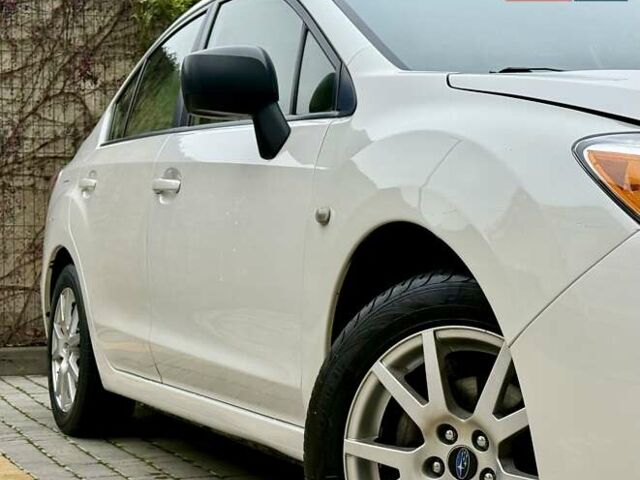 Белый Субару Импреза, объемом двигателя 2 л и пробегом 157 тыс. км за 7700 $, фото 12 на Automoto.ua