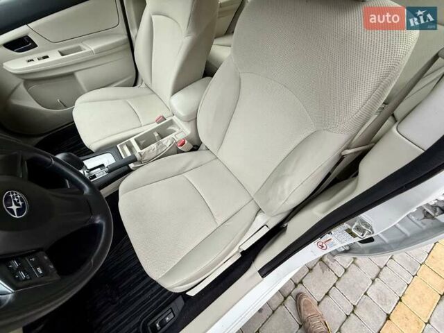 Белый Субару Импреза, объемом двигателя 2 л и пробегом 157 тыс. км за 7700 $, фото 56 на Automoto.ua