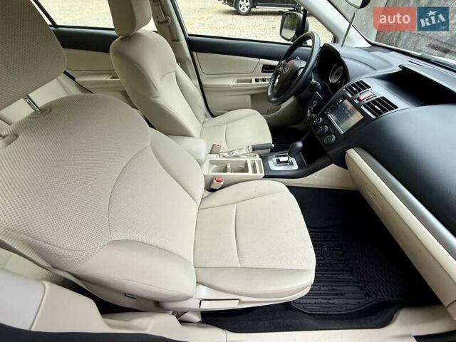 Белый Субару Импреза, объемом двигателя 2 л и пробегом 157 тыс. км за 7700 $, фото 49 на Automoto.ua