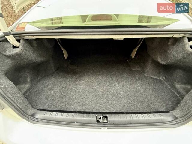 Белый Субару Импреза, объемом двигателя 2 л и пробегом 157 тыс. км за 7700 $, фото 21 на Automoto.ua