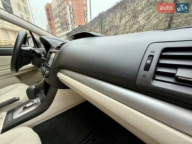 Белый Субару Импреза, объемом двигателя 2 л и пробегом 157 тыс. км за 7700 $, фото 38 на Automoto.ua