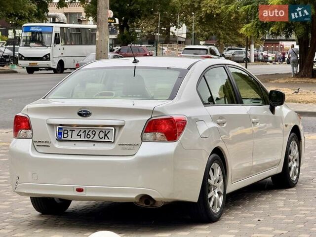 Білий Субару Імпреза, об'ємом двигуна 2 л та пробігом 157 тис. км за 7700 $, фото 5 на Automoto.ua