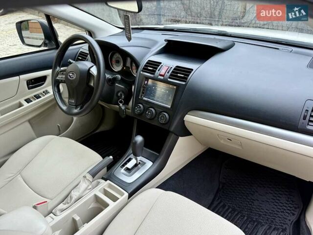 Белый Субару Импреза, объемом двигателя 2 л и пробегом 157 тыс. км за 7700 $, фото 50 на Automoto.ua