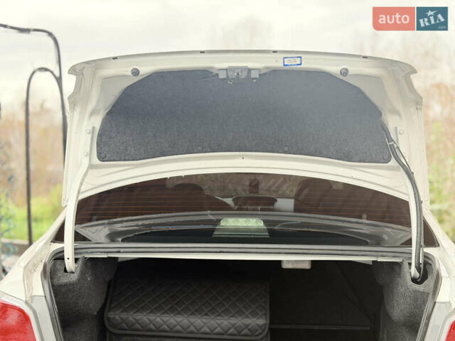 Білий Субару Імпреза, об'ємом двигуна 2 л та пробігом 105 тис. км за 10000 $, фото 42 на Automoto.ua