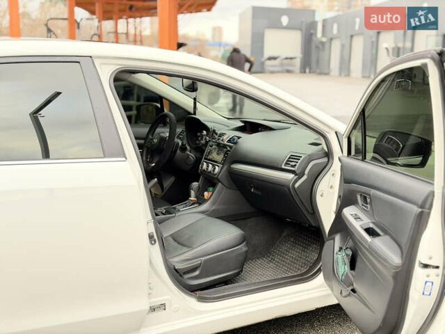 Білий Субару Імпреза, об'ємом двигуна 2 л та пробігом 105 тис. км за 10000 $, фото 10 на Automoto.ua