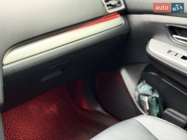 Білий Субару Імпреза, об'ємом двигуна 2 л та пробігом 105 тис. км за 10000 $, фото 17 на Automoto.ua