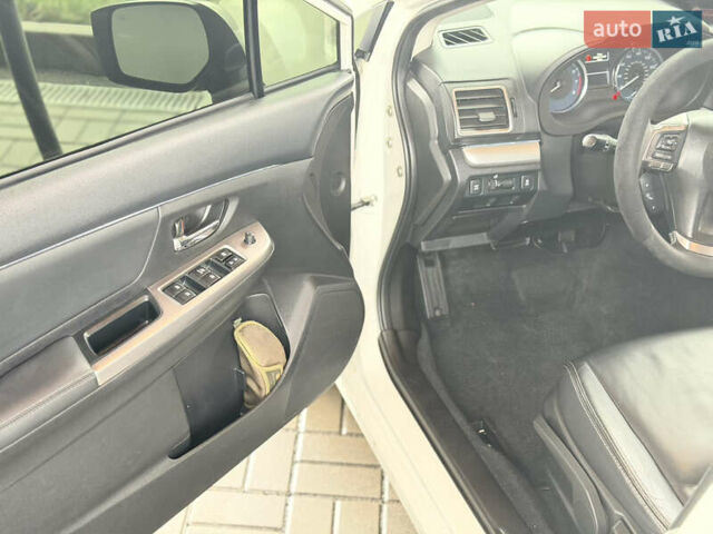 Білий Субару Імпреза, об'ємом двигуна 2 л та пробігом 105 тис. км за 10000 $, фото 31 на Automoto.ua