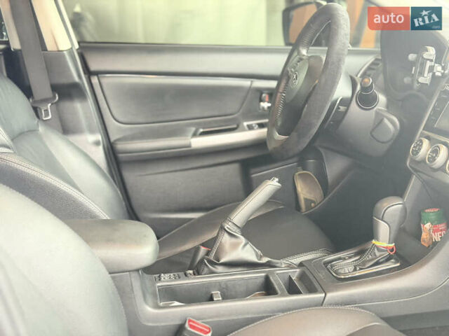 Білий Субару Імпреза, об'ємом двигуна 2 л та пробігом 105 тис. км за 10000 $, фото 36 на Automoto.ua