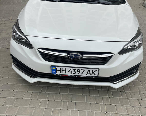 Белый Субару Импреза, объемом двигателя 2 л и пробегом 128 тыс. км за 13500 $, фото 9 на Automoto.ua