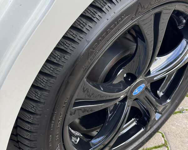 Белый Субару Импреза, объемом двигателя 2 л и пробегом 128 тыс. км за 12960 $, фото 24 на Automoto.ua