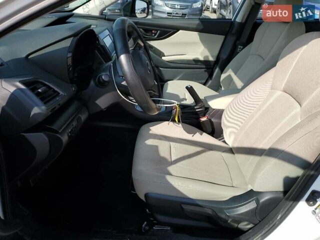 Белый Субару Импреза, объемом двигателя 2 л и пробегом 74 тыс. км за 2400 $, фото 6 на Automoto.ua