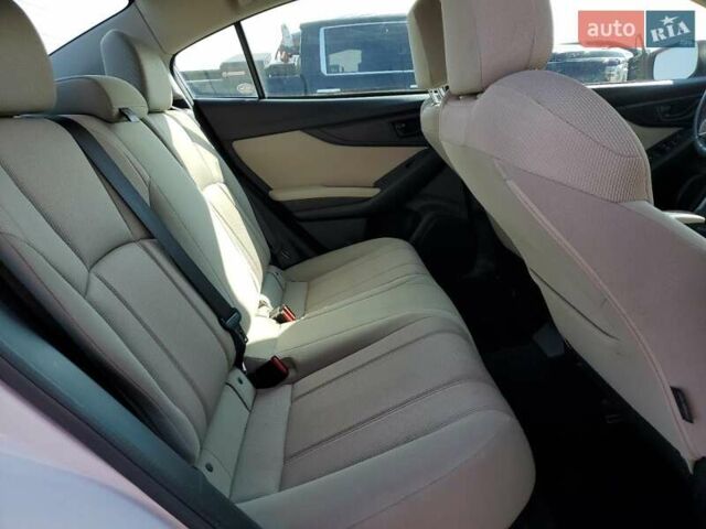 Белый Субару Импреза, объемом двигателя 2 л и пробегом 74 тыс. км за 2400 $, фото 9 на Automoto.ua