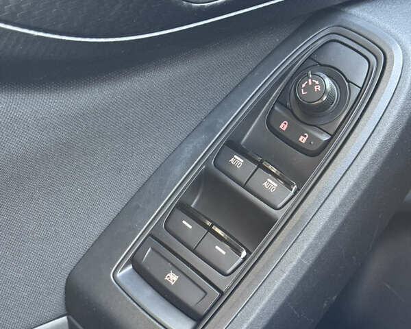 Белый Субару Импреза, объемом двигателя 2 л и пробегом 128 тыс. км за 12960 $, фото 16 на Automoto.ua