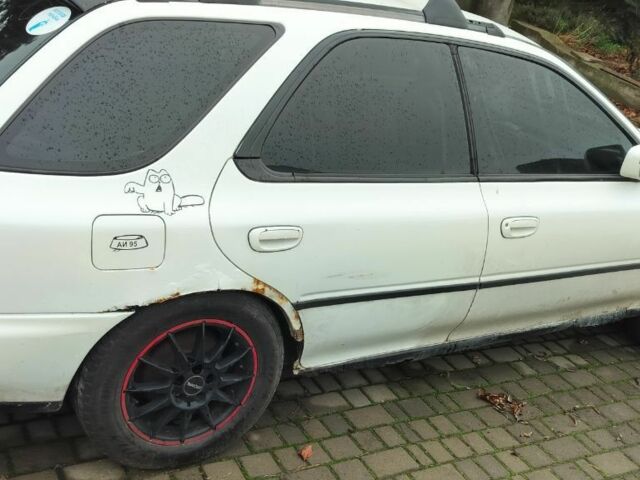 Белый Субару Импреза, объемом двигателя 0 л и пробегом 354 тыс. км за 119 $, фото 1 на Automoto.ua