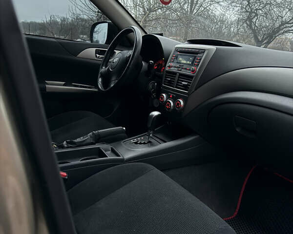 Бежевый Субару Импреза, объемом двигателя 1.5 л и пробегом 195 тыс. км за 5600 $, фото 7 на Automoto.ua