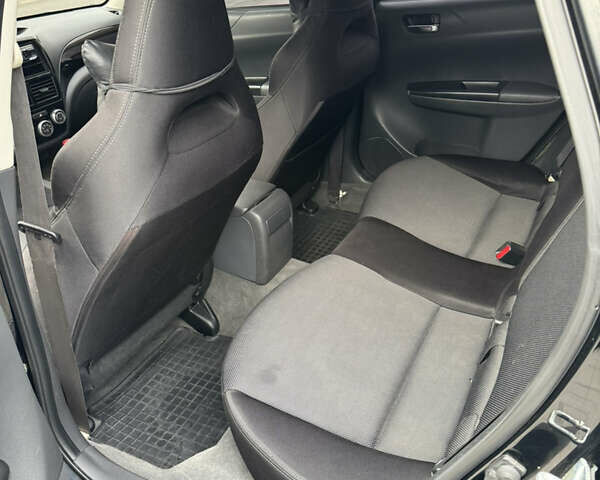 Черный Субару Импреза, объемом двигателя 1.99 л и пробегом 184 тыс. км за 5800 $, фото 10 на Automoto.ua