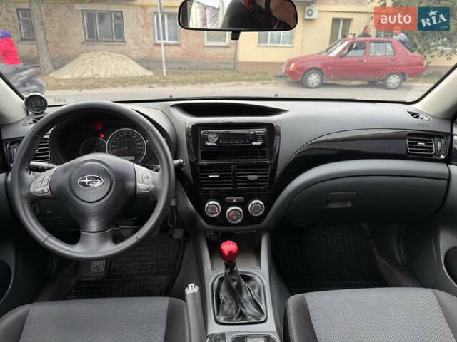 Черный Субару Импреза, объемом двигателя 1.99 л и пробегом 184 тыс. км за 5800 $, фото 14 на Automoto.ua