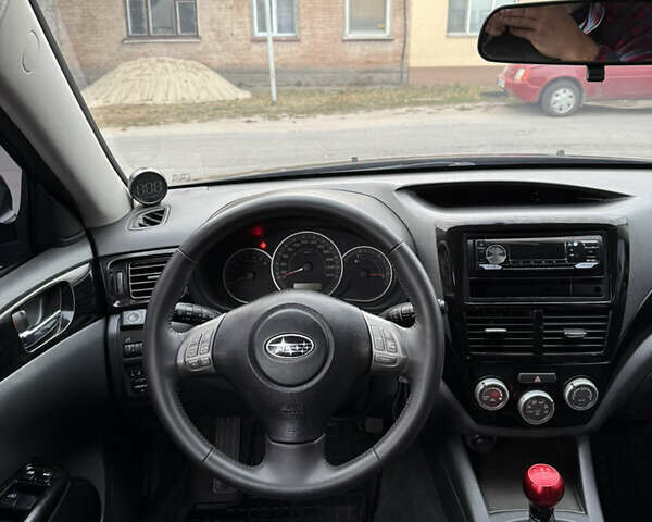 Черный Субару Импреза, объемом двигателя 1.99 л и пробегом 184 тыс. км за 5800 $, фото 12 на Automoto.ua