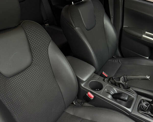 Черный Субару Импреза, объемом двигателя 1.5 л и пробегом 261 тыс. км за 5450 $, фото 46 на Automoto.ua