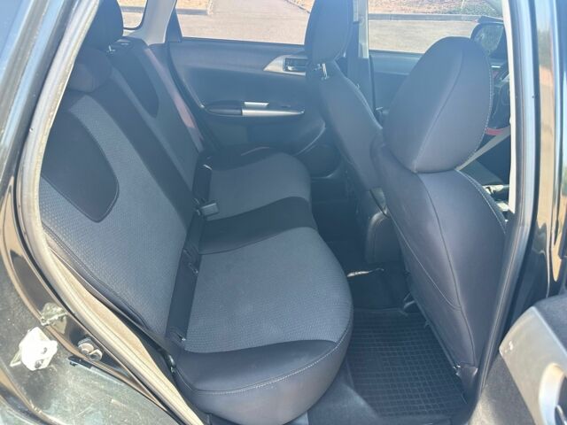 Черный Субару Импреза, объемом двигателя 1.5 л и пробегом 180 тыс. км за 4999 $, фото 14 на Automoto.ua