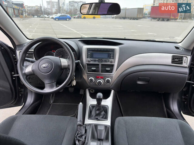 Черный Субару Импреза, объемом двигателя 1.5 л и пробегом 147 тыс. км за 5100 $, фото 13 на Automoto.ua