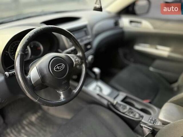 Черный Субару Импреза, объемом двигателя 1.5 л и пробегом 193 тыс. км за 6000 $, фото 7 на Automoto.ua