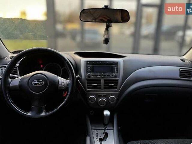 Черный Субару Импреза, объемом двигателя 1.5 л и пробегом 193 тыс. км за 6000 $, фото 9 на Automoto.ua