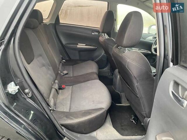 Черный Субару Импреза, объемом двигателя 2 л и пробегом 215 тыс. км за 2990 $, фото 4 на Automoto.ua