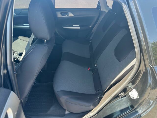 Черный Субару Импреза, объемом двигателя 1.5 л и пробегом 180 тыс. км за 4999 $, фото 11 на Automoto.ua