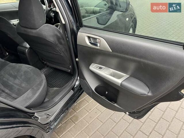 Черный Субару Импреза, объемом двигателя 1.5 л и пробегом 150 тыс. км за 5500 $, фото 10 на Automoto.ua