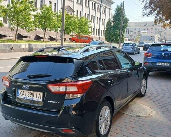 Черный Субару Импреза, объемом двигателя 2 л и пробегом 92 тыс. км за 10500 $, фото 1 на Automoto.ua