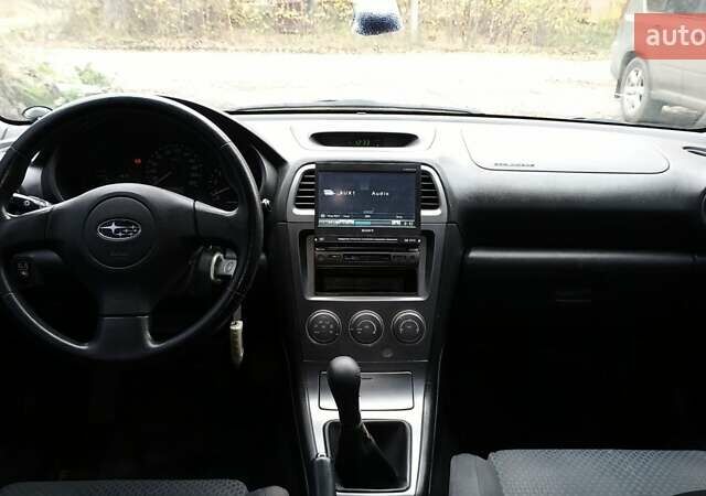 Черный Субару Импреза, объемом двигателя 1.5 л и пробегом 219 тыс. км за 4500 $, фото 8 на Automoto.ua