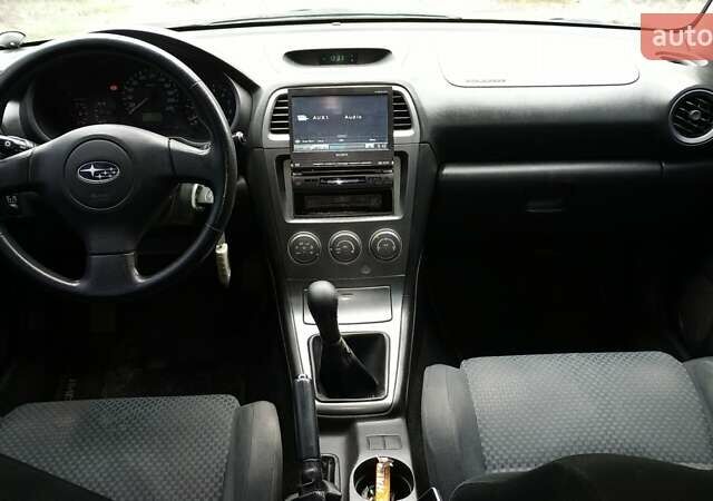 Черный Субару Импреза, объемом двигателя 1.5 л и пробегом 219 тыс. км за 4500 $, фото 22 на Automoto.ua