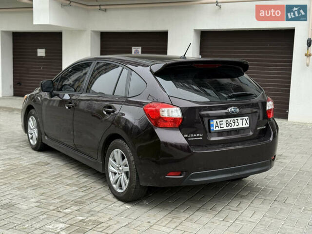 Коричневый Субару Импреза, объемом двигателя 2 л и пробегом 120 тыс. км за 8500 $, фото 2 на Automoto.ua