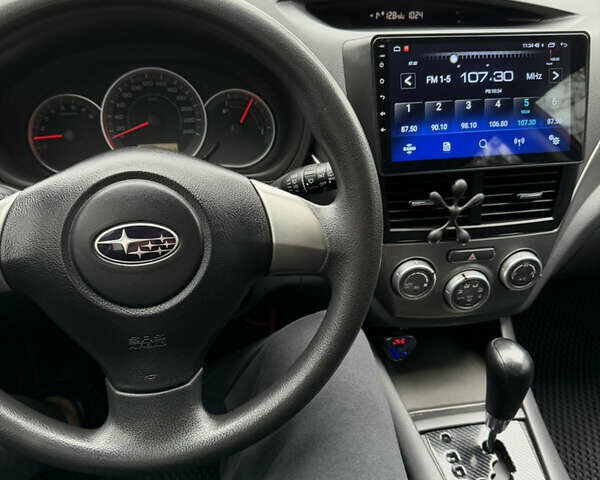 Красный Субару Импреза, объемом двигателя 1.99 л и пробегом 178 тыс. км за 6300 $, фото 16 на Automoto.ua