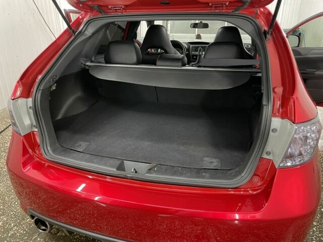 Красный Субару Импреза, объемом двигателя 2 л и пробегом 216 тыс. км за 8400 $, фото 9 на Automoto.ua